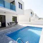 Villa Cosy - By Imh Travel & Tours *