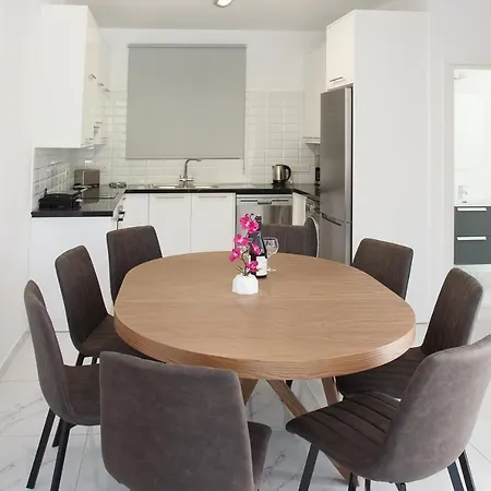 Cosy - By Imh Travel & Tours