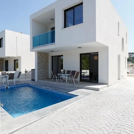 Villa Cosy - By Imh Travel & Tours Paphos