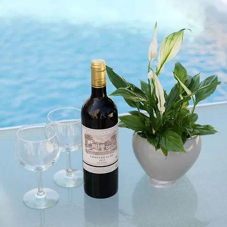 Cosy - By Imh Travel & Tours Villa