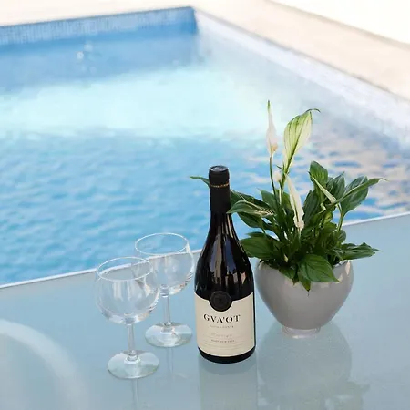 Cosy - By Imh Travel & Tours * Pafos