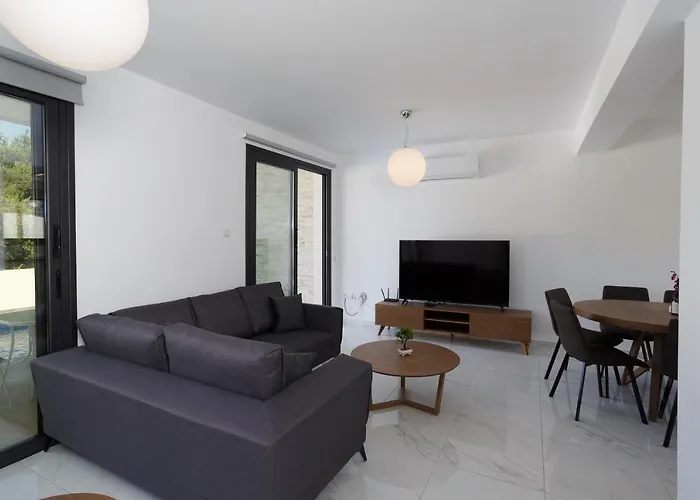 Villa Cosy - By Imh Travel&tours Paphos